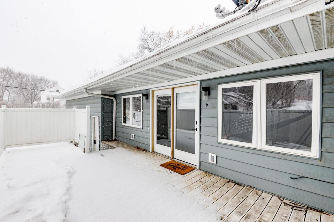 New Remodeled Townhome Close To Downtown Fargo Exterior photo