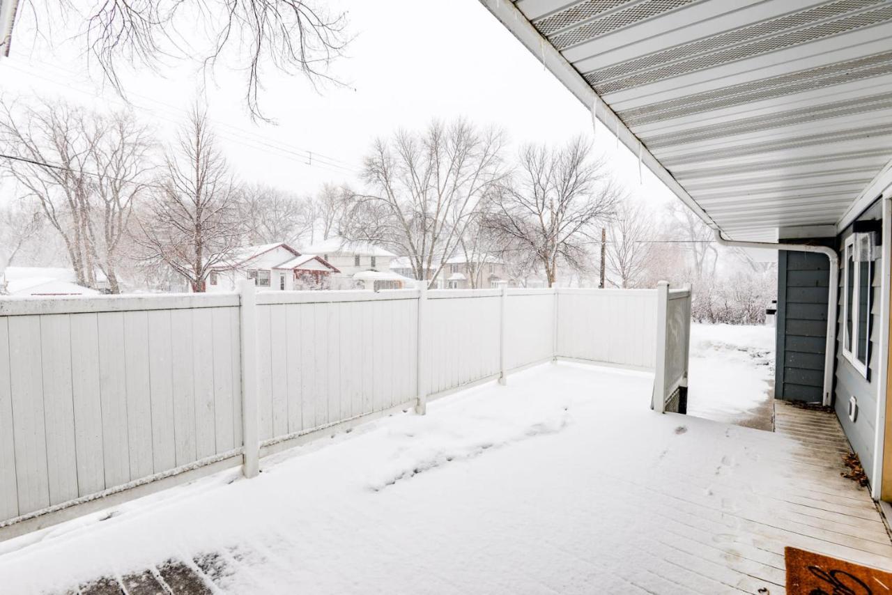 New Remodeled Townhome Close To Downtown Fargo Exterior photo